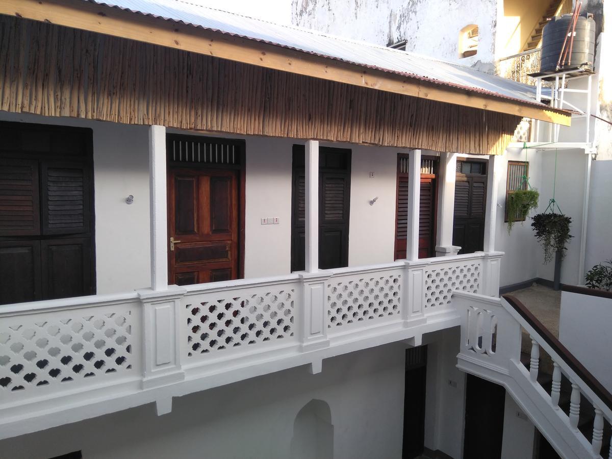 Auberge de jeunesse Zlife Stone Town à Zanzibar Extérieur photo
