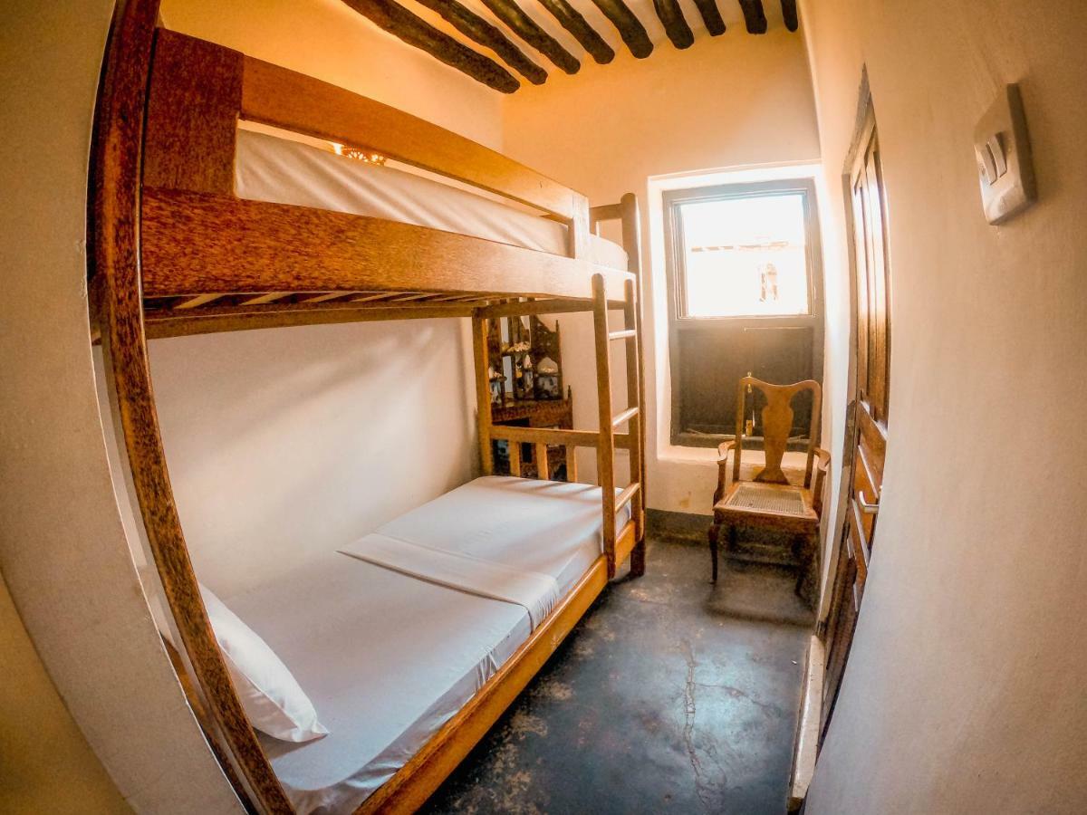 Auberge de jeunesse Zlife Stone Town à Zanzibar Extérieur photo