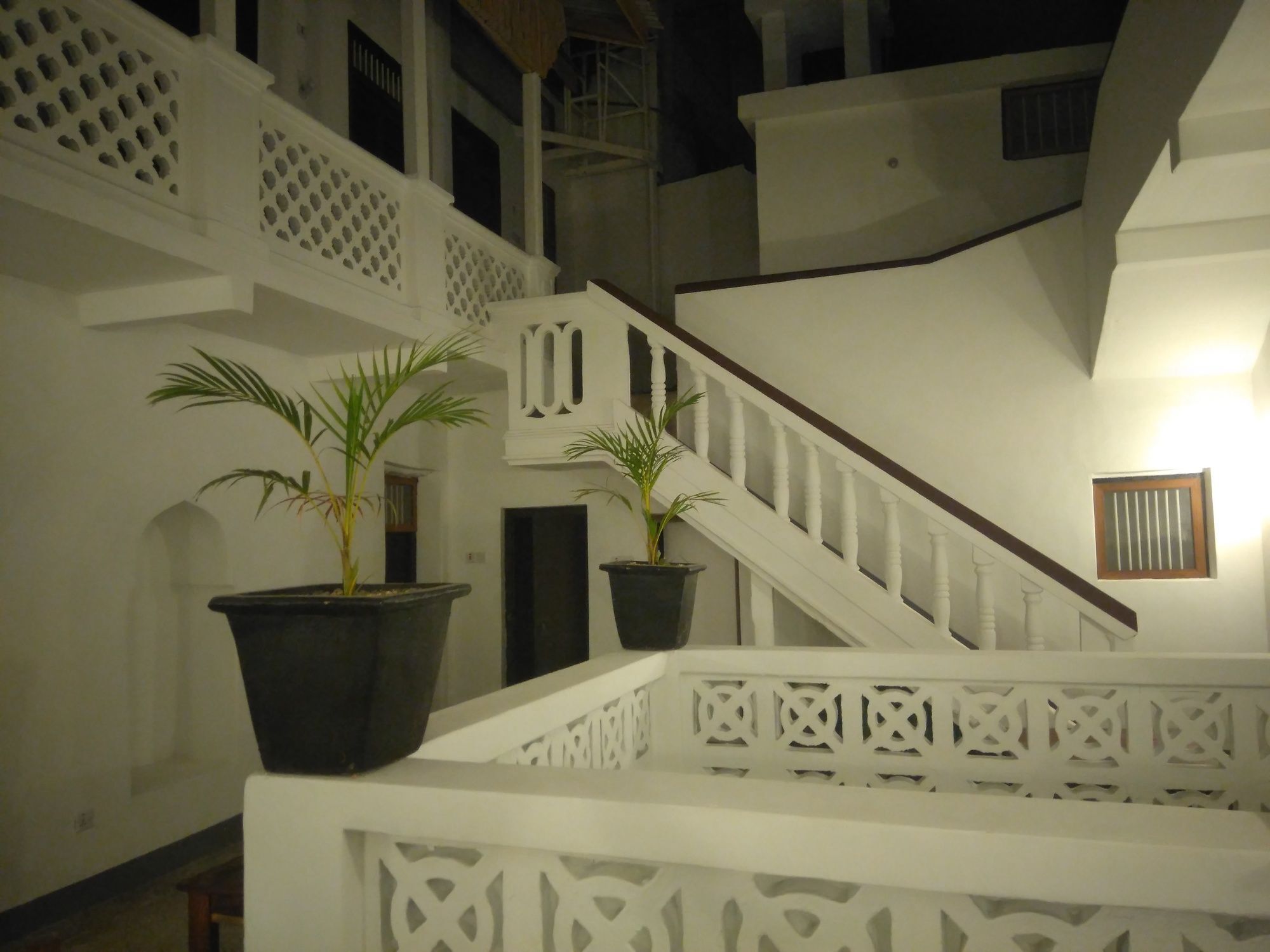 Auberge de jeunesse Zlife Stone Town à Zanzibar Extérieur photo