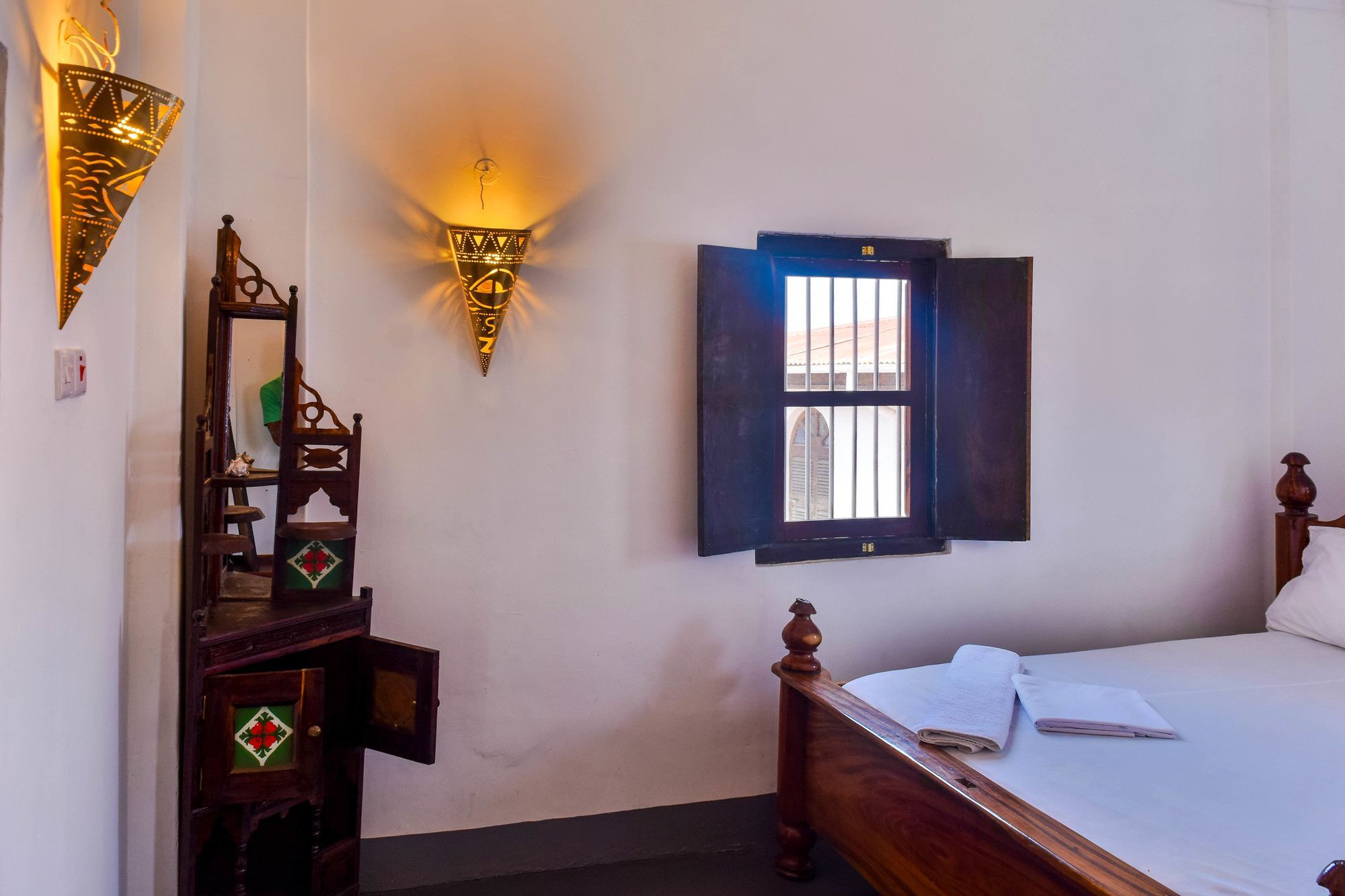 Auberge de jeunesse Zlife Stone Town à Zanzibar Extérieur photo