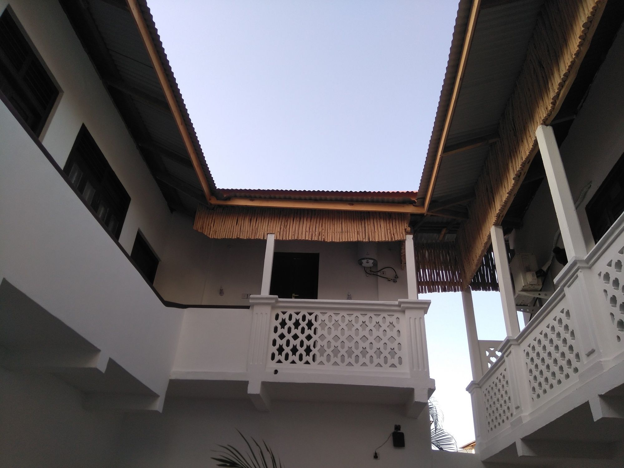 Auberge de jeunesse Zlife Stone Town à Zanzibar Extérieur photo